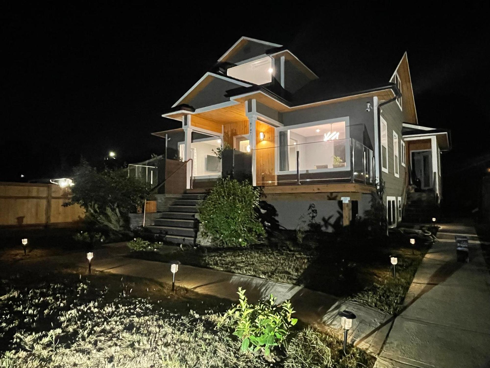 Green Lake 1St Line Home D Full Modern Remodeled Seattle Bagian luar foto