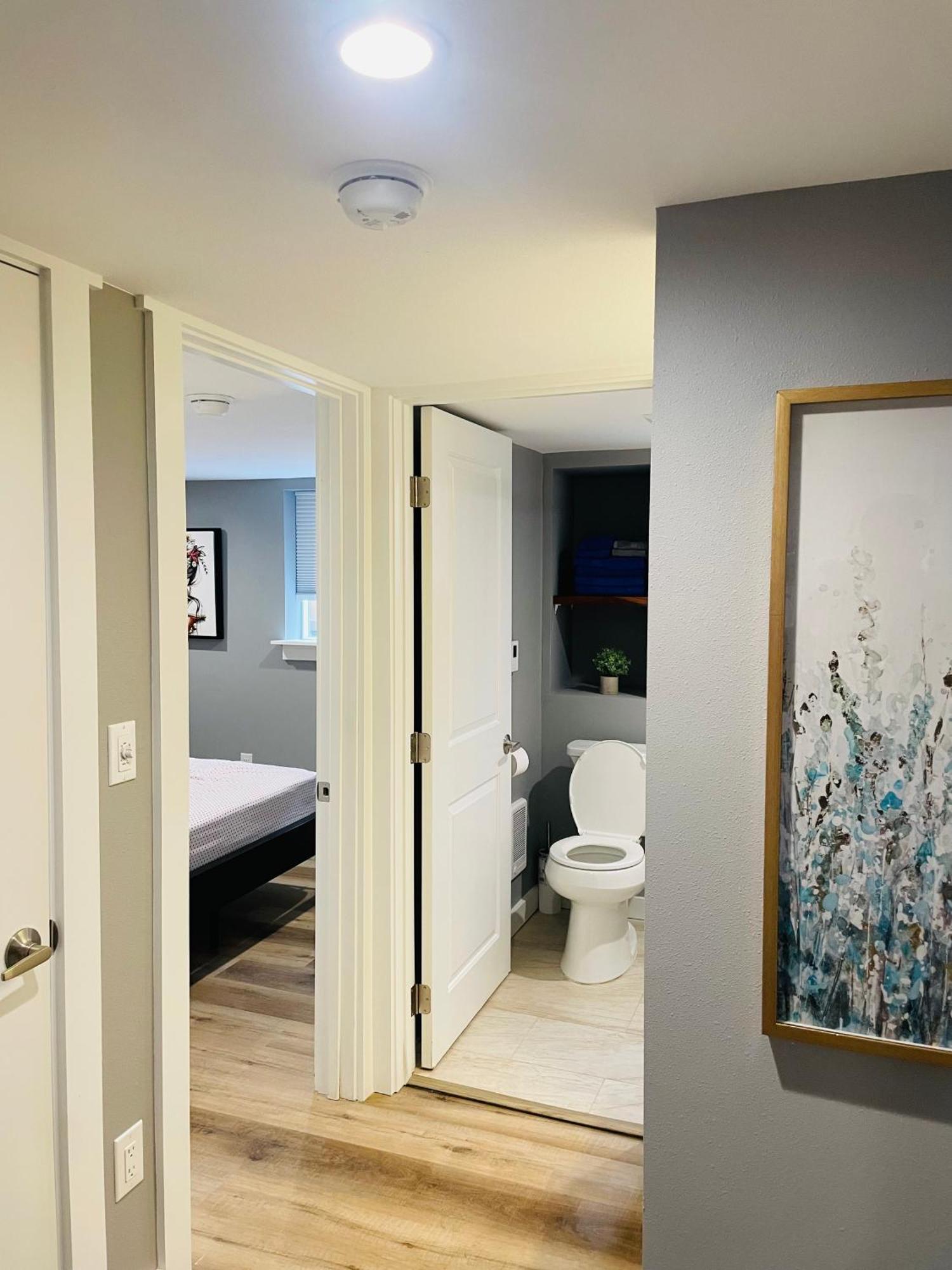Green Lake 1St Line Home D Full Modern Remodeled Seattle Bagian luar foto